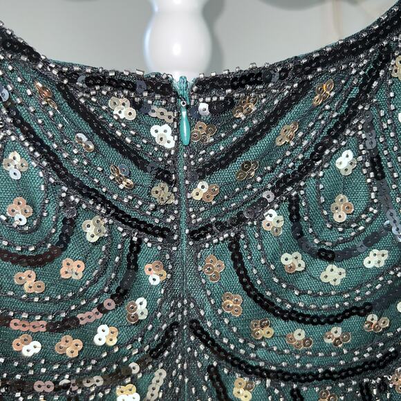 Fundaisy Flappers style green sequined dress with fringe & cap sleeves #3915 - Picture 6 of 8